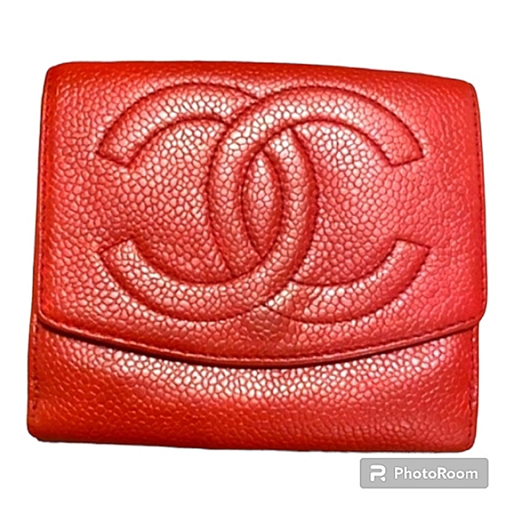 CHANEL AUTHENTIC CAVIAR CALFSKIN LEATHER WALLET GREAT CONDITION